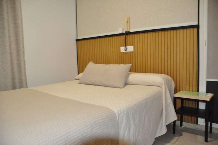 Room 12 of 53
