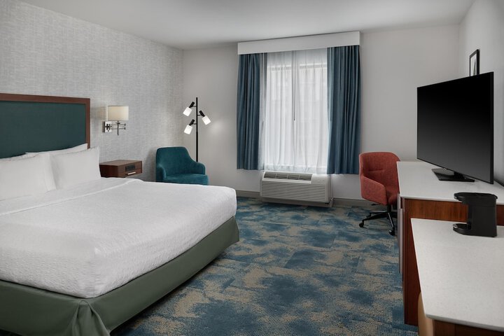 Room 18 of 46