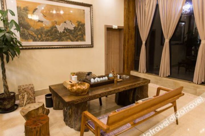 Hotel Interior 15 of 29