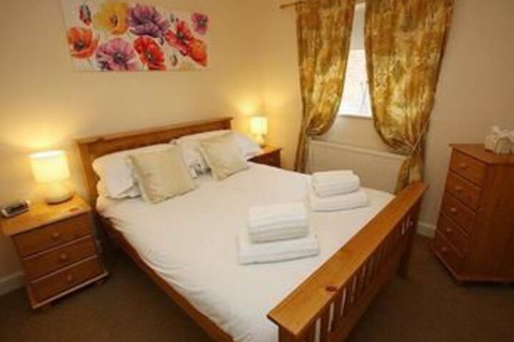 Room 34 of 128