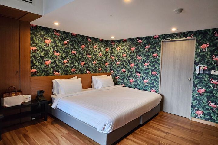 Room 27 of 110