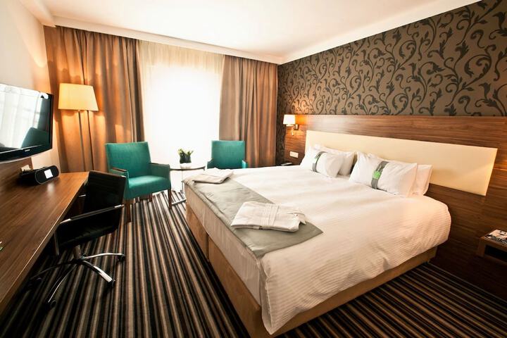 Room 21 of 91