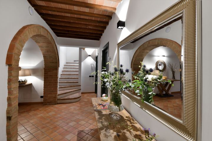 Hotel Interior 62 of 103