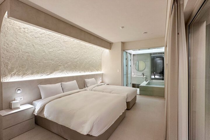Room 21 of 78