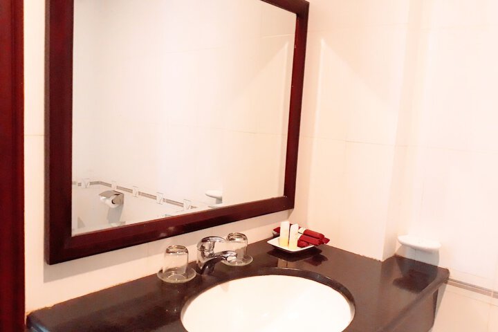 Room 29 of 35