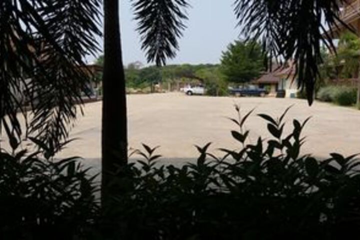 Property Grounds 7 of 9
