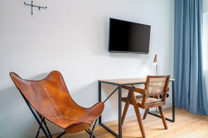 Room 20 of 74