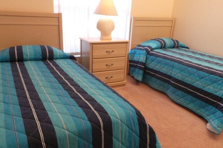 Room 5 of 23