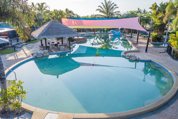 Pool 110 of 126