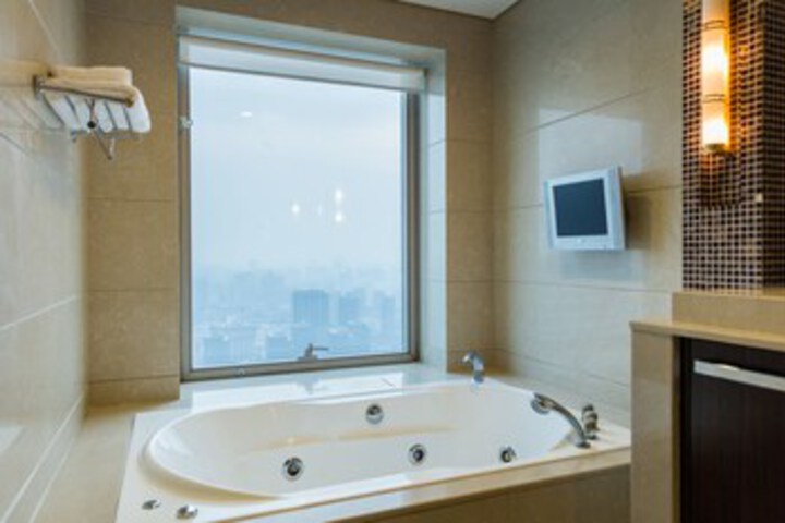 Room 2 of 23