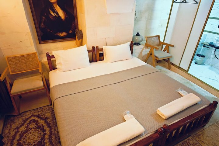 Room 10 of 88