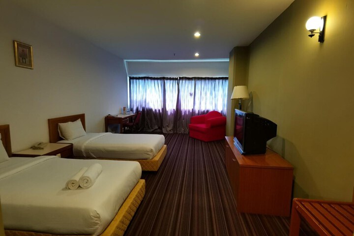Room 34 of 57