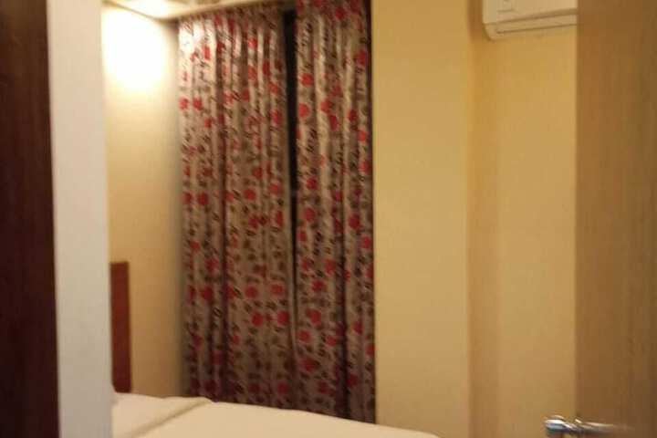 Room 17 of 23