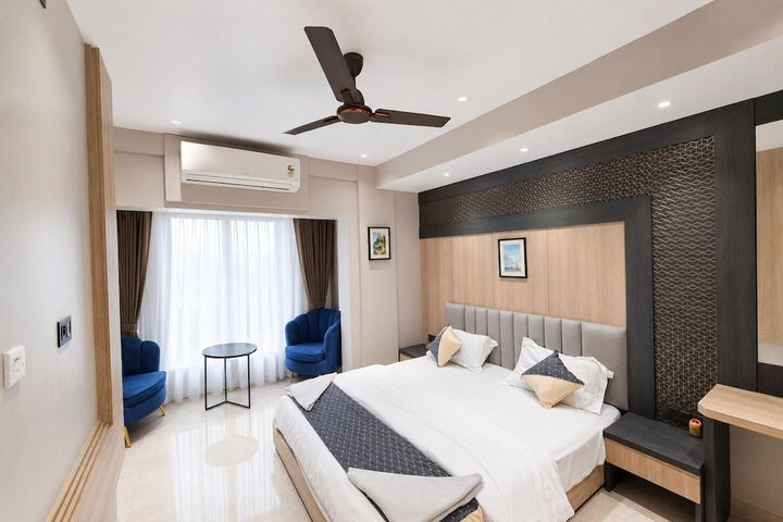 Room 15 of 61