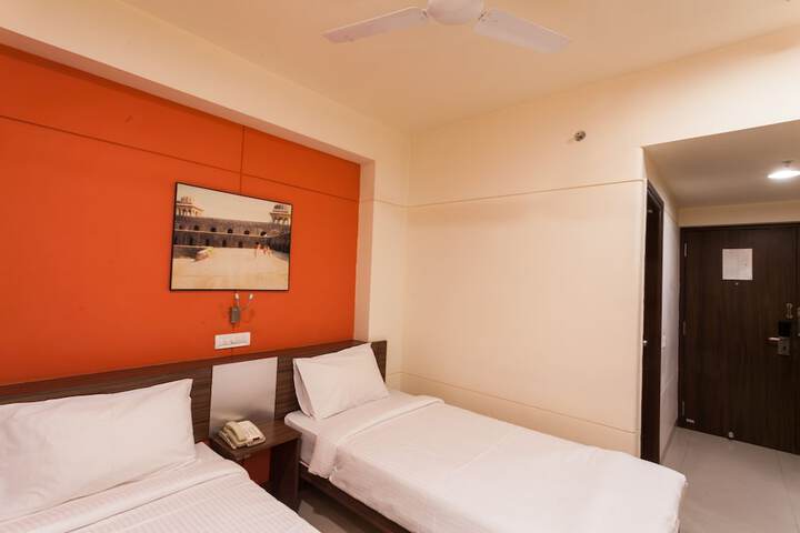 Room 28 of 56
