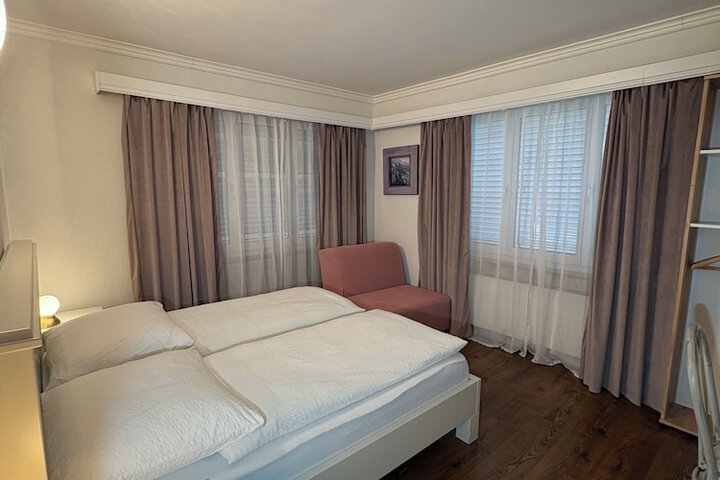Room 111 of 266