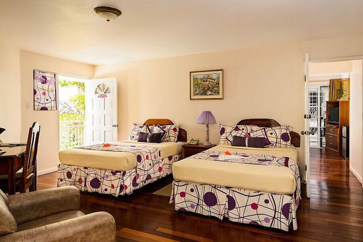 Room 18 of 79