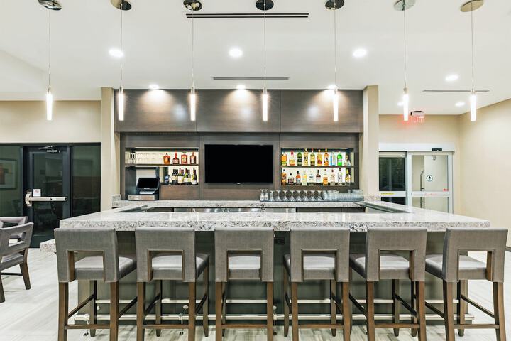 Hotel Interior 4 of 31