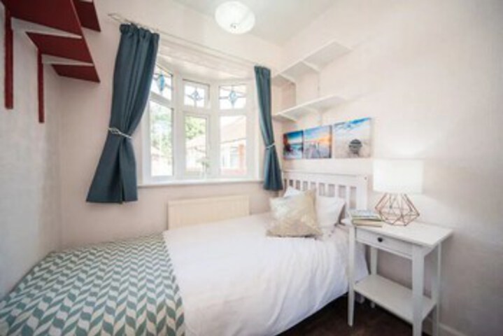 Room 18 of 24