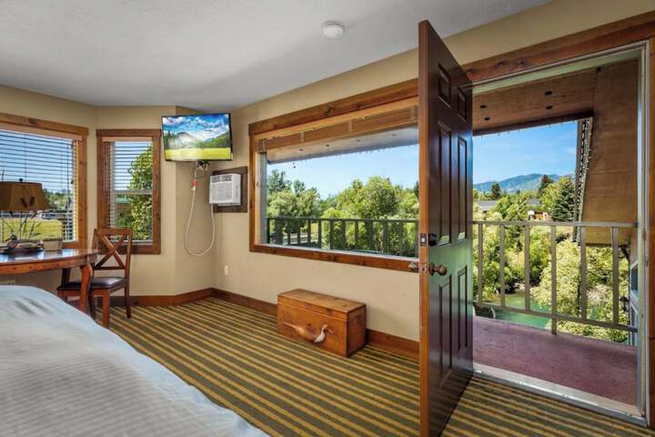 Room 20 of 49