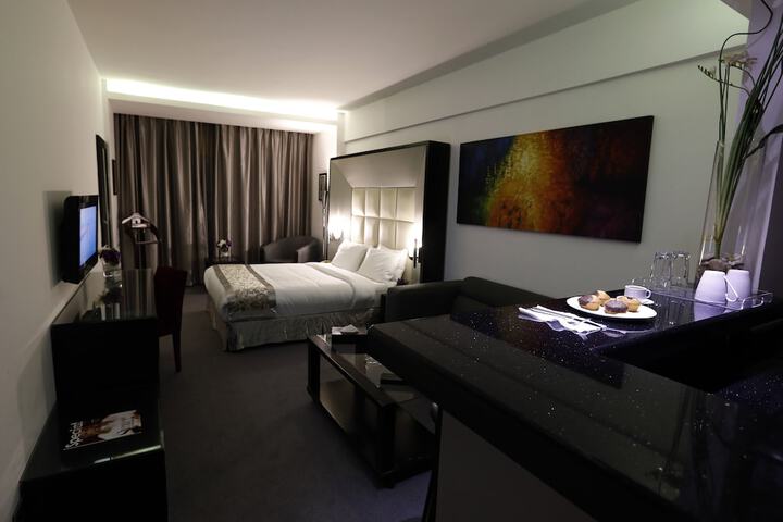 Room 20 of 54