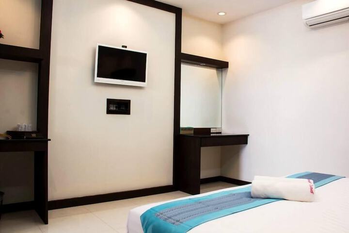 Room 5 of 26