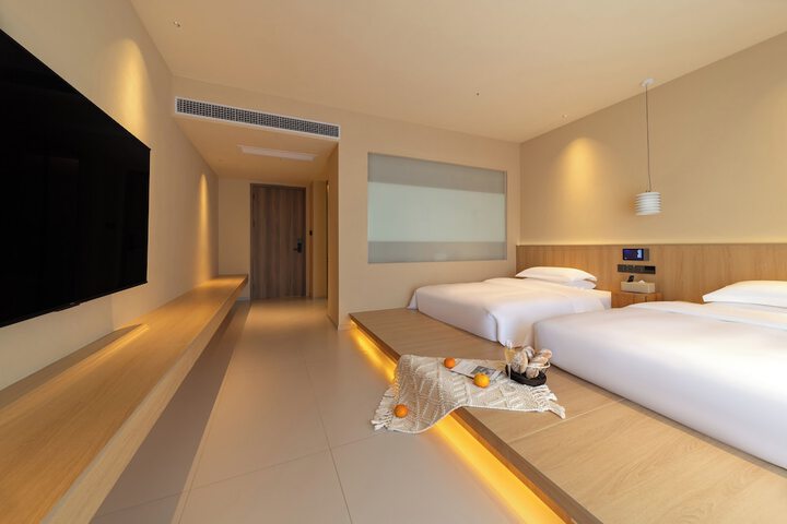 Room 8 of 57