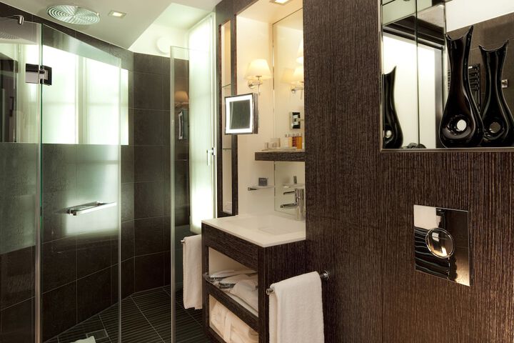 Bathroom Interior Photo