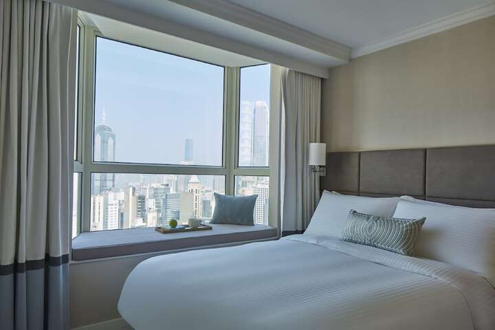 Room 3 of 18