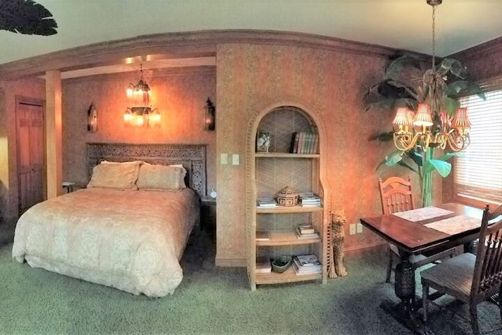 Room 18 of 107