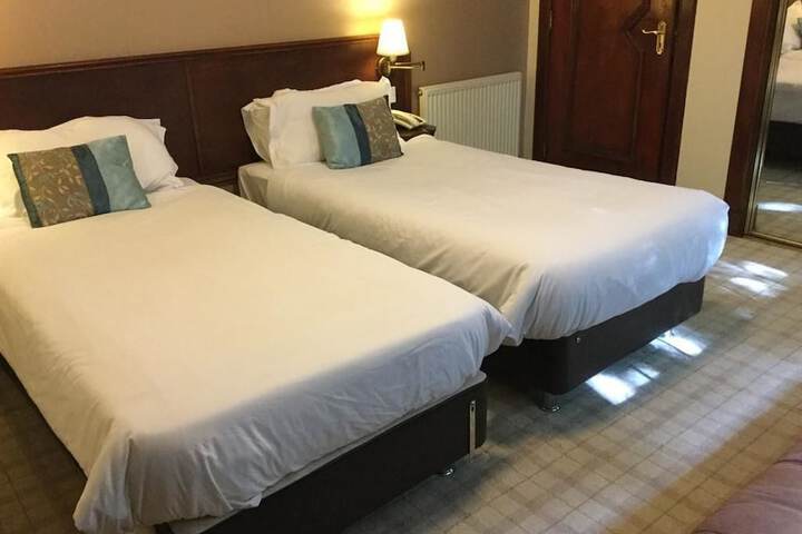 Room 14 of 43