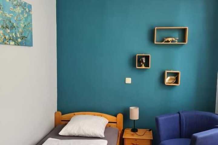 Room 15 of 43