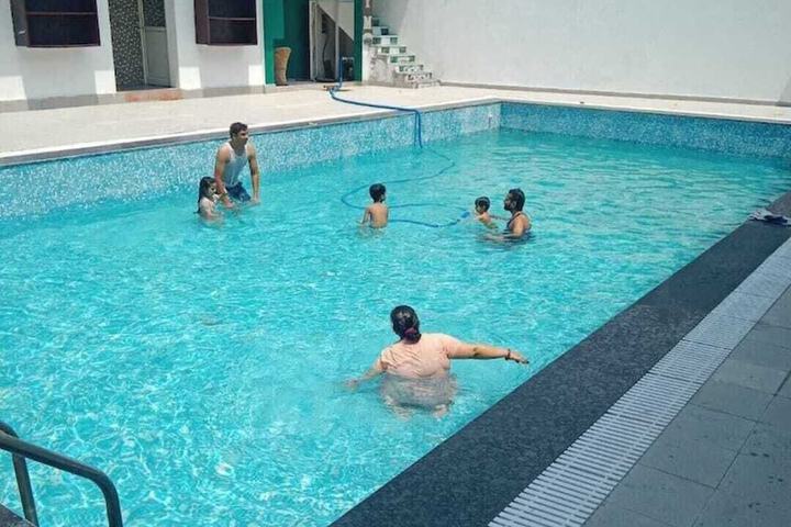 Pool 59 of 82