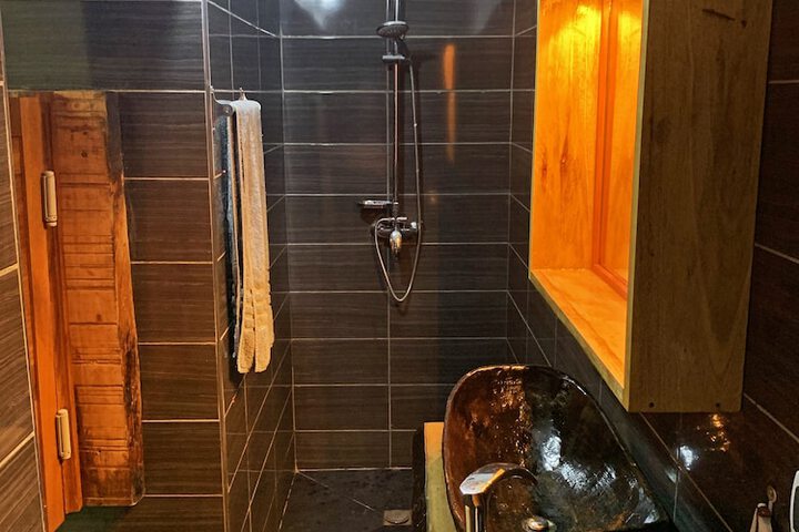 Room 21 of 29