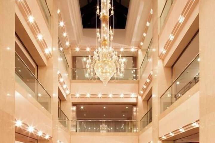 Guest Lobby