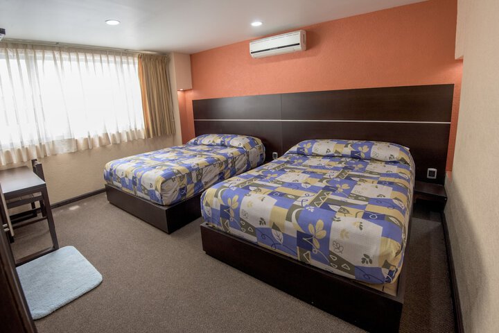 Room 7 of 38