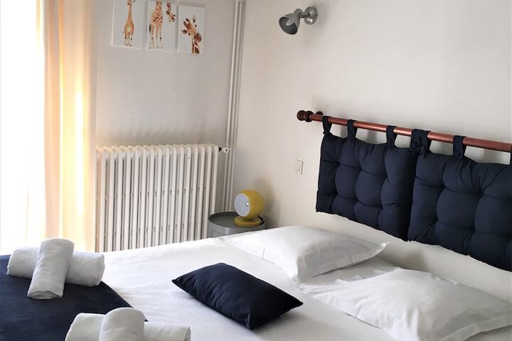 Room 8 of 50