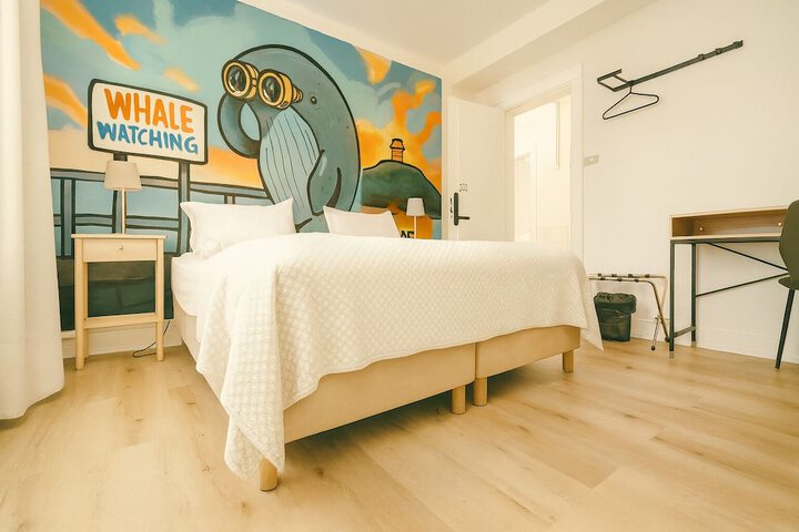 Room 15 of 36