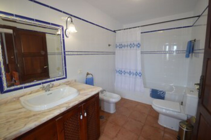 Room 2 of 21