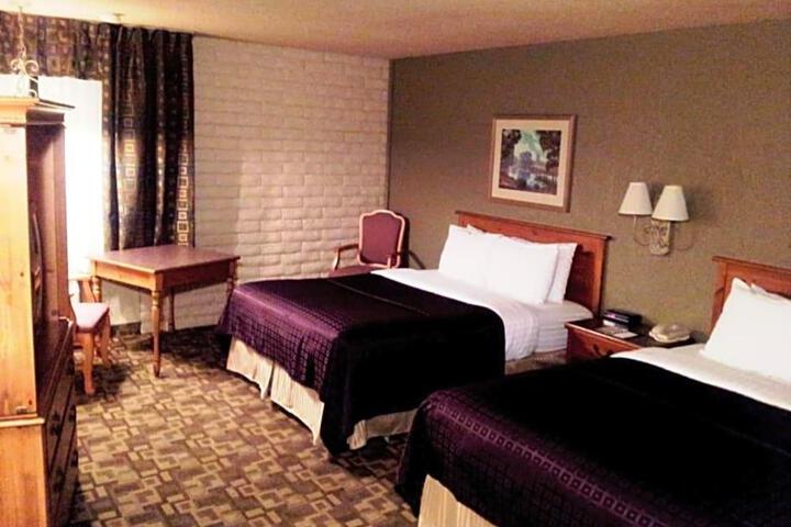Hotel Entry