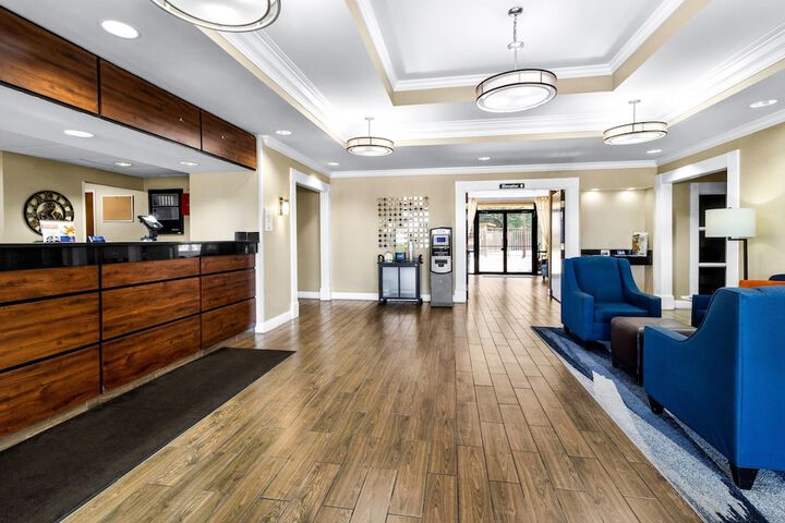 Hotel Lobby