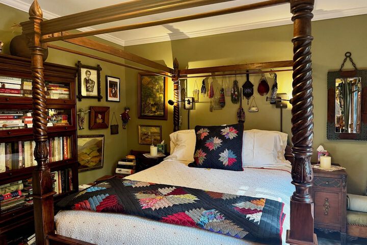 Room 10 of 36