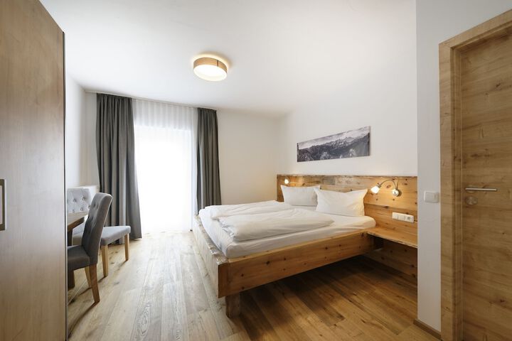 Room 8 of 71