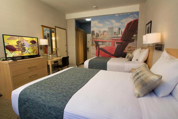Deluxe 2 Double Beds (3 of 9)