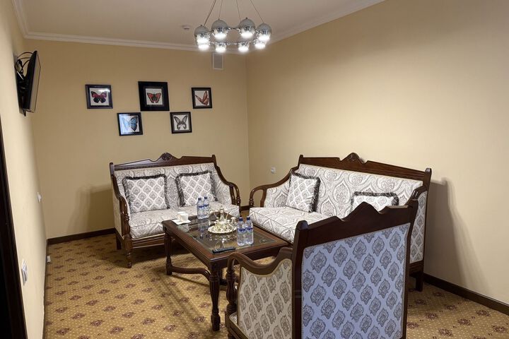 Room 14 of 23