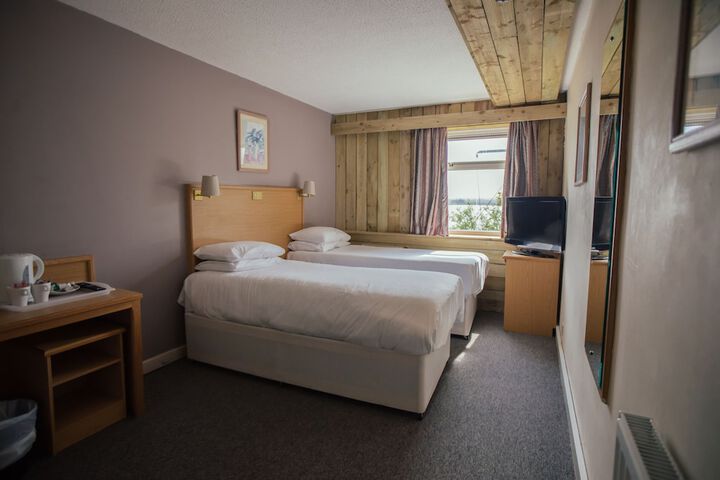 Room 7 of 89