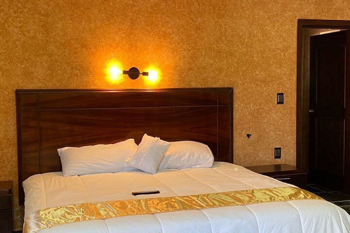 Room 15 of 40