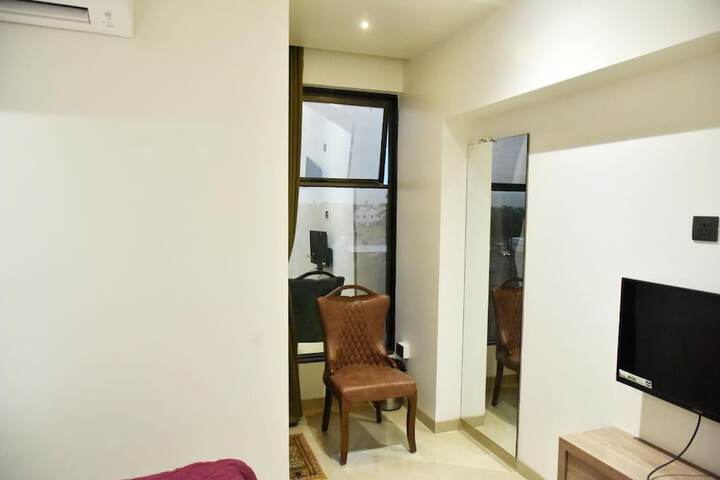Room 26 of 53