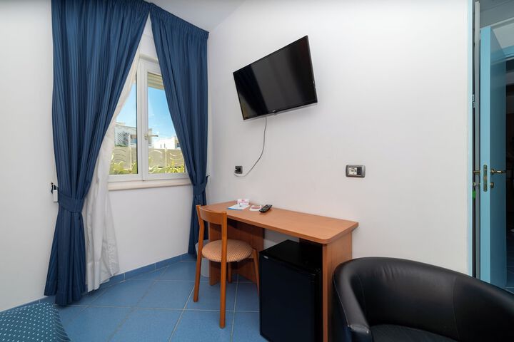 Room 14 of 44