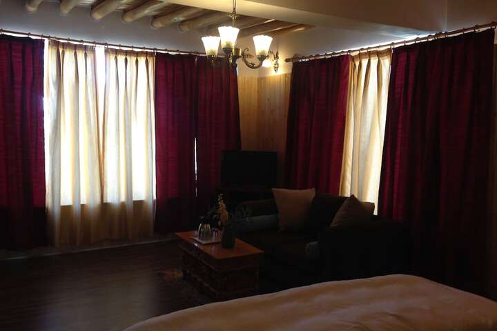 Room 10 of 43